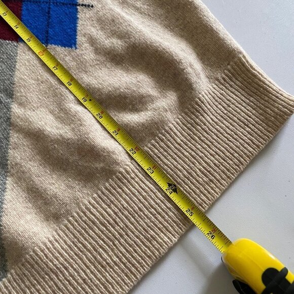 Vintage Cattivo Mens V Neck Large 100% Lambs Wool Sweater Beige Color Geometric - Picture 7 of 11